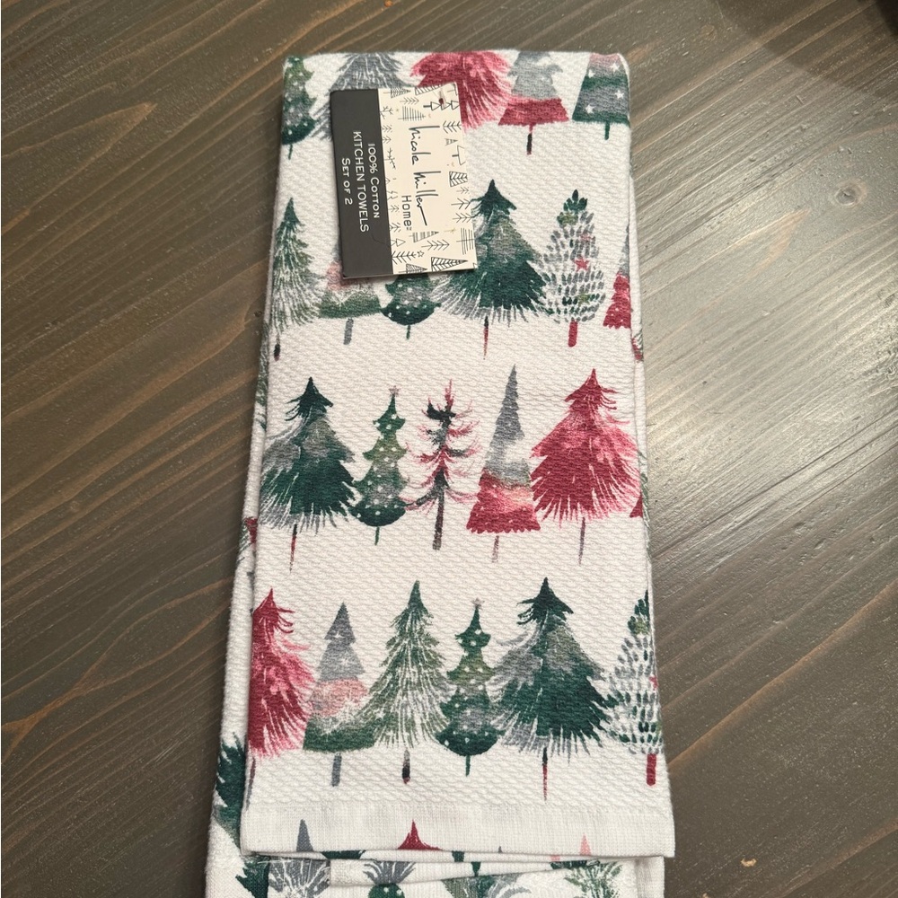 Nicole Miller Holiday Tree Kitchen Towels - Green and Red